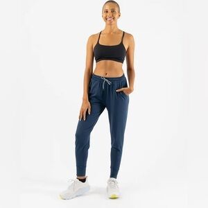 Rabbit Women’s Joggers Navy Blue Size XS EZ Joggers 2.0 in the color Dress Blues